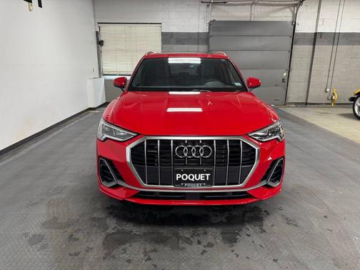 Tango Red Metallic 2023 Audi Q3 Premium