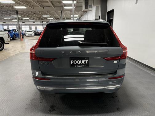 2023 Volvo XC60 Recharge Plug-In Hybrid T8 Plus Bright Theme