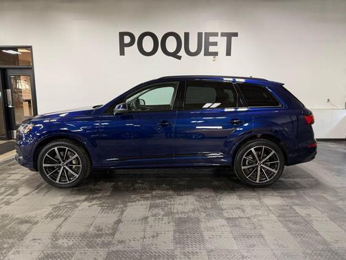Navarra Blue Metallic 2023 Audi Q7 55 Premium Plus