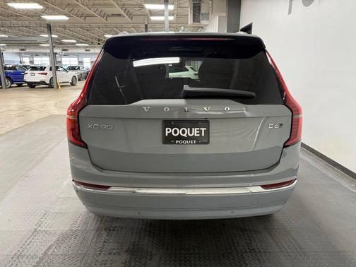 Vapour Grey Metallic 2025 Volvo XC90 B6 Plus 7-Seater