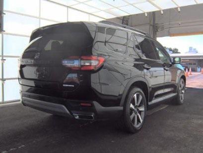 2023 Honda Pilot Touring 8-Passenger