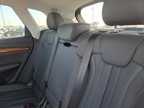 2022 Audi Q5 e 55 S line Premium Plus