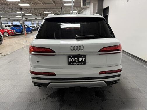 2025 Audi Q7 55 Premium Plus