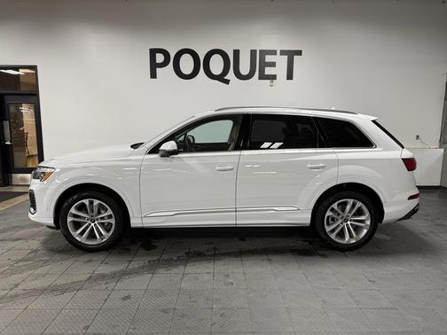 2025 Audi Q7 55 Premium Plus