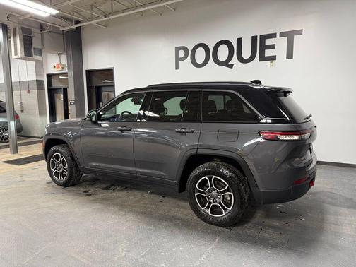 2022 Jeep Grand Cherokee Trailhawk