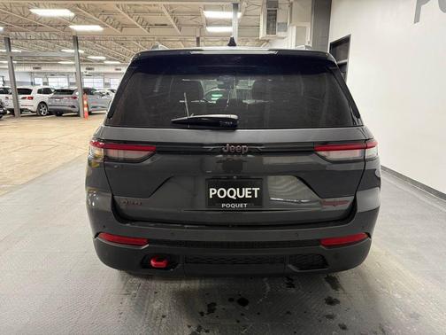 2022 Jeep Grand Cherokee Trailhawk