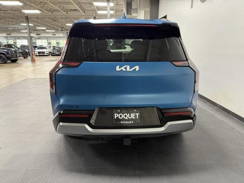 2024 Kia EV9 Land