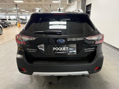 Crystal Black Silica 2023 Subaru Outback Touring XT