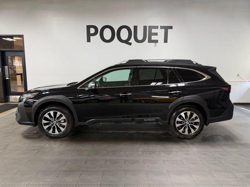 Crystal Black Silica 2023 Subaru Outback Touring XT