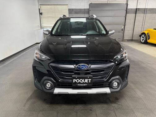 Crystal Black Silica 2023 Subaru Outback Touring XT