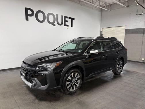 Crystal Black Silica 2023 Subaru Outback Touring XT