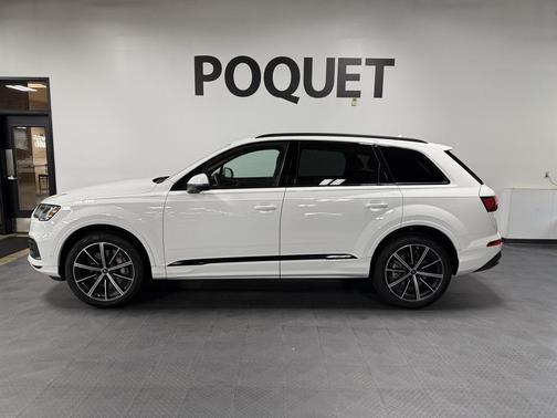 2023 Audi Q7 55 Premium Plus