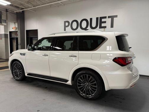Moonstone White 2023 INFINITI QX80 Sensory