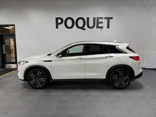 2022 INFINITI QX50 LUXE AWD