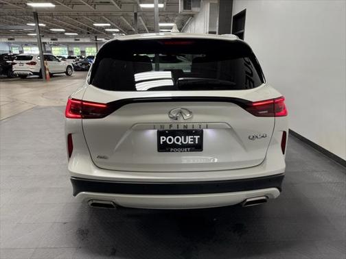 2022 INFINITI QX50 LUXE AWD