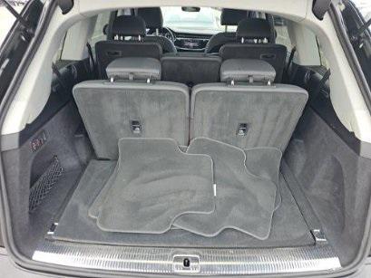 2022 Audi Q7 55 Premium Plus
