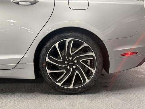 2020 Lincoln MKZ Standard