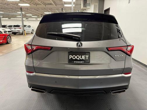 Liquid Carbon Metallic 2024 Acura MDX Technology