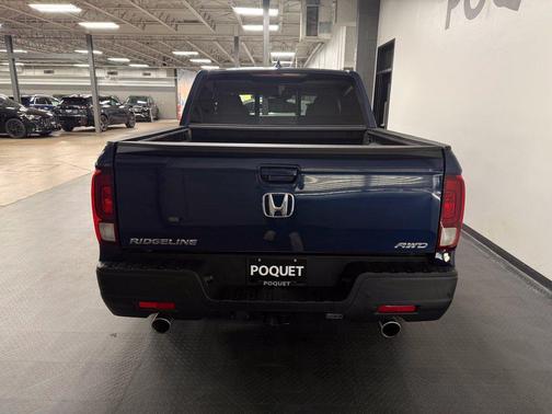 Obsidian Blue 2023 Honda Ridgeline RTL-E