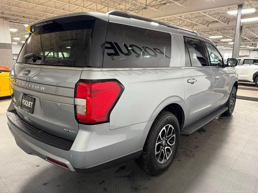 Iconic Silver Metallic 2024 Ford Expedition Max XLT