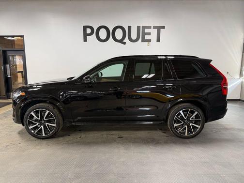 2023 Volvo XC90 Recharge Plug-In Hybrid T8 Plus Dark Theme 7 Passenger