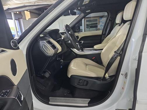 Fuji White 2019 Land Rover Range Rover Sport HSE