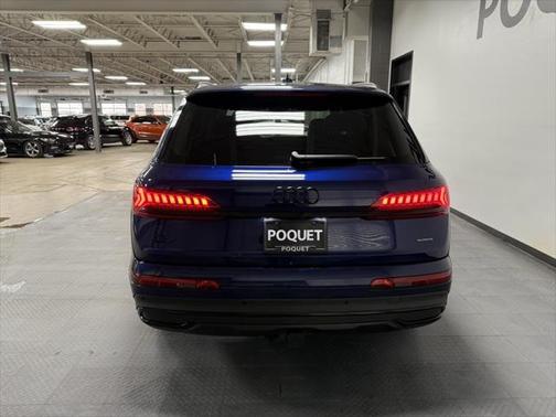 2023 Audi Q7 45 Premium Plus