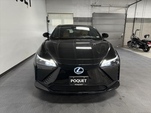 2023 Lexus RZ 450e Luxury