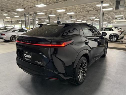 2023 Lexus RZ 450e Luxury
