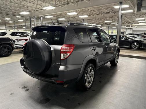 2011 Toyota RAV4 Sport