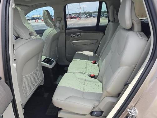 Bright Dusk Metallic 2024 Volvo XC90 Recharge Plug-In Hybrid T8 Plus Bright Theme 7 Passenger