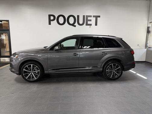 2023 Audi Q7 55 Premium Plus