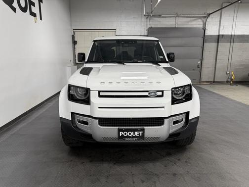 2022 Land Rover Defender SE