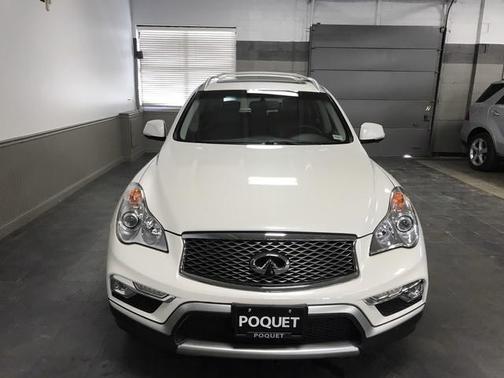2017 INFINITI QX50 Base