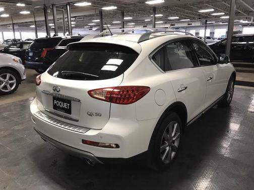 2017 INFINITI QX50 Base
