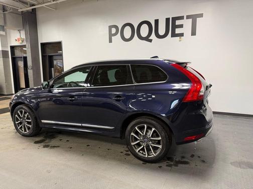 2017 Volvo XC60 T6 Dynamic