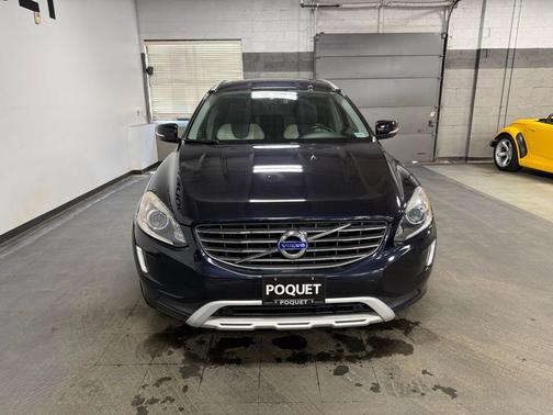 2017 Volvo XC60 T6 Dynamic