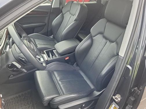2020 Audi Q5 e 55 Prestige