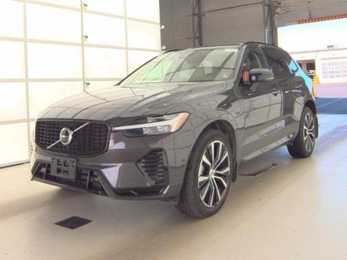 2023 Volvo XC60 Recharge Plug-In Hybrid Ultimate