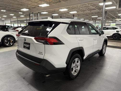 2019 Toyota RAV4 Hybrid XLE