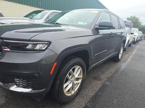 2022 Jeep Grand Cherokee L Laredo