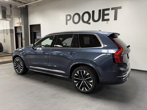 2025 Volvo XC90 B6 Plus 7-Seater