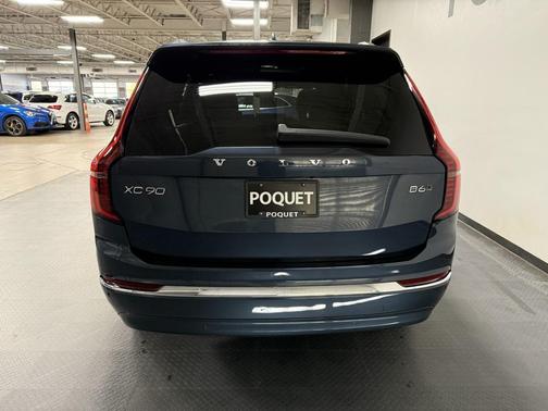 2025 Volvo XC90 B6 Plus 7-Seater