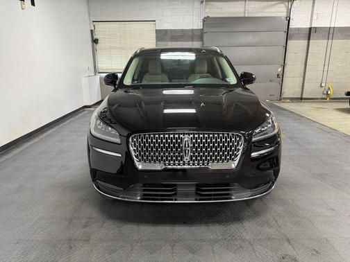 Infinite Black 2021 Lincoln Corsair Standard