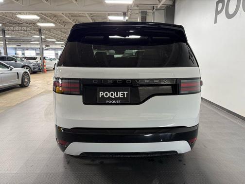 2024 Land Rover Discovery Dynamic SE