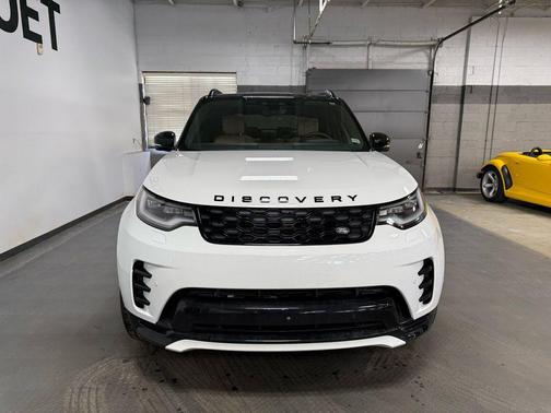 2024 Land Rover Discovery Dynamic SE
