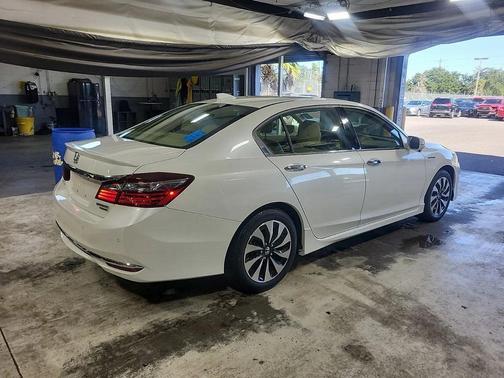 2017 Honda Accord Hybrid Touring