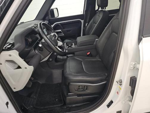 2023 Land Rover Defender S