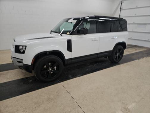 2023 Land Rover Defender S