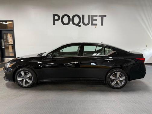 Super Black 2020 Nissan Altima 2.5 SL